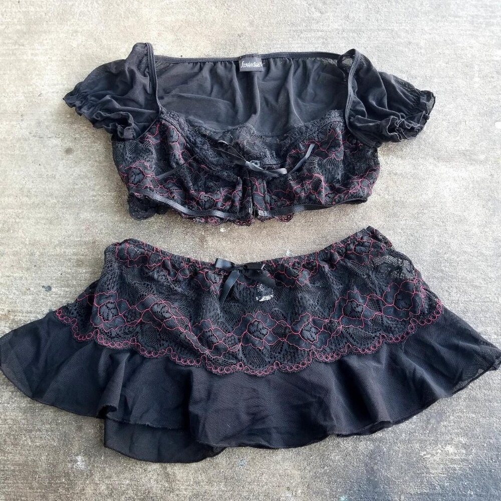 Frederick's of Hollywood black lace 2pc set